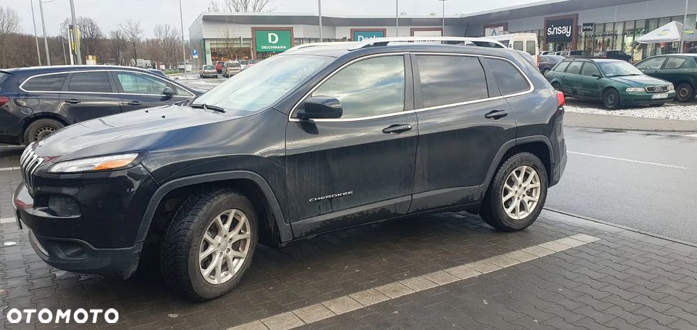 Jeep Cherokee - 3