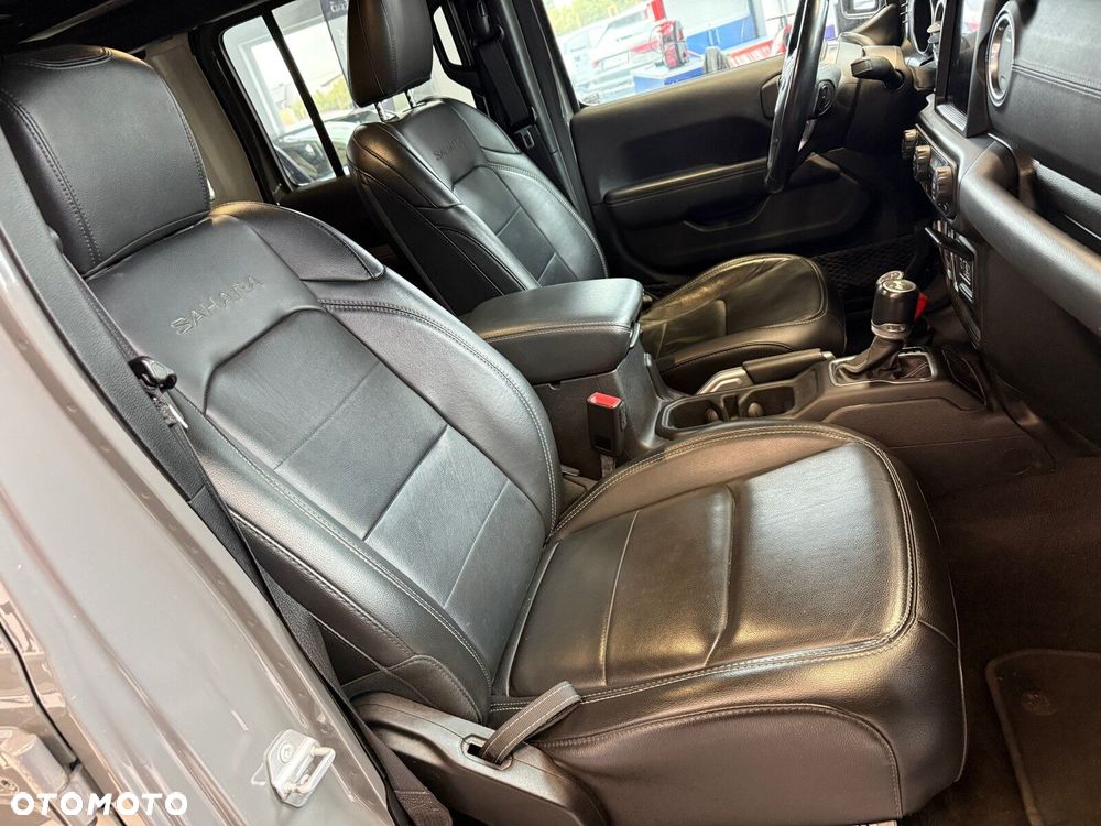 Jeep Wrangler - 17