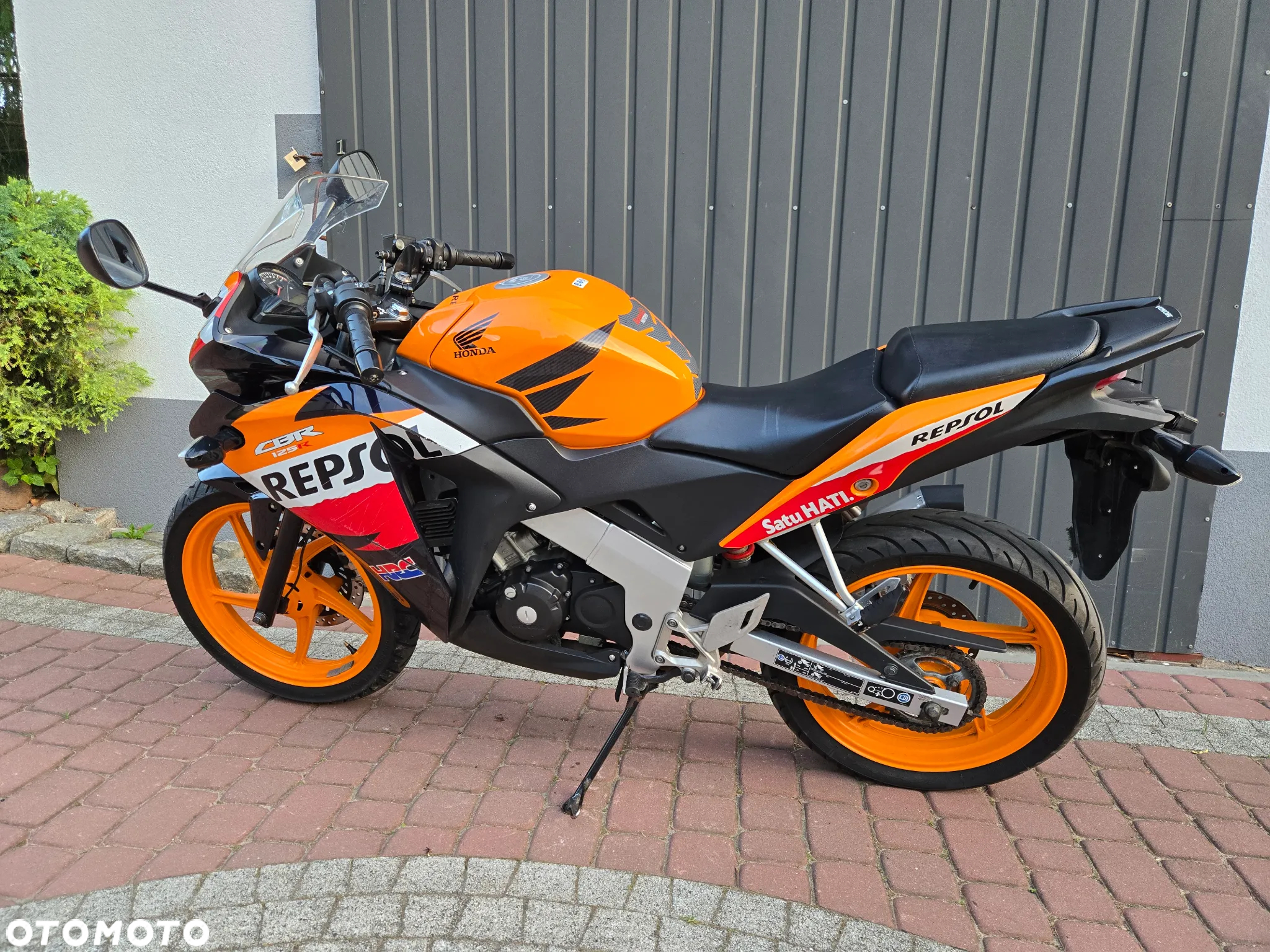 Honda CBR - 8