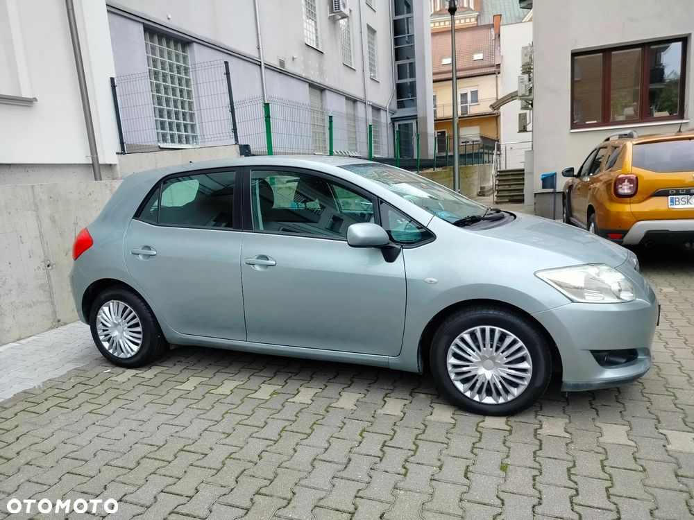 Toyota Auris 1.6 2010 - 3