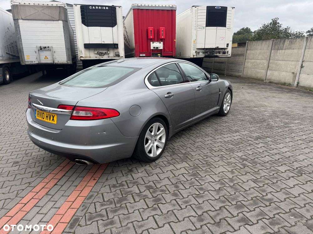 Jaguar XF 3.0 V6 Premium Luxury - 10