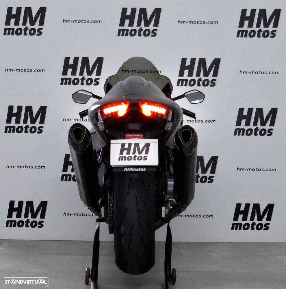 Suzuki Hayabusa GSX 1300R - 6