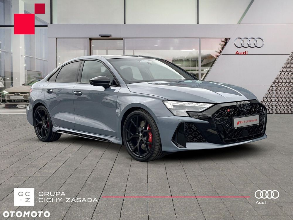 Audi RS3 Limousine - 8