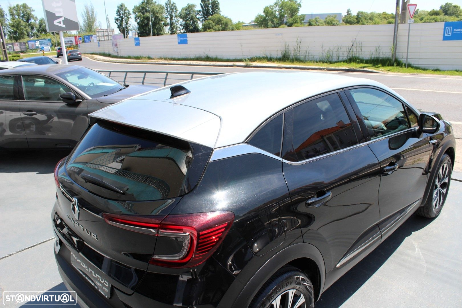 Renault Captur 1.0 TCe Techno - 12