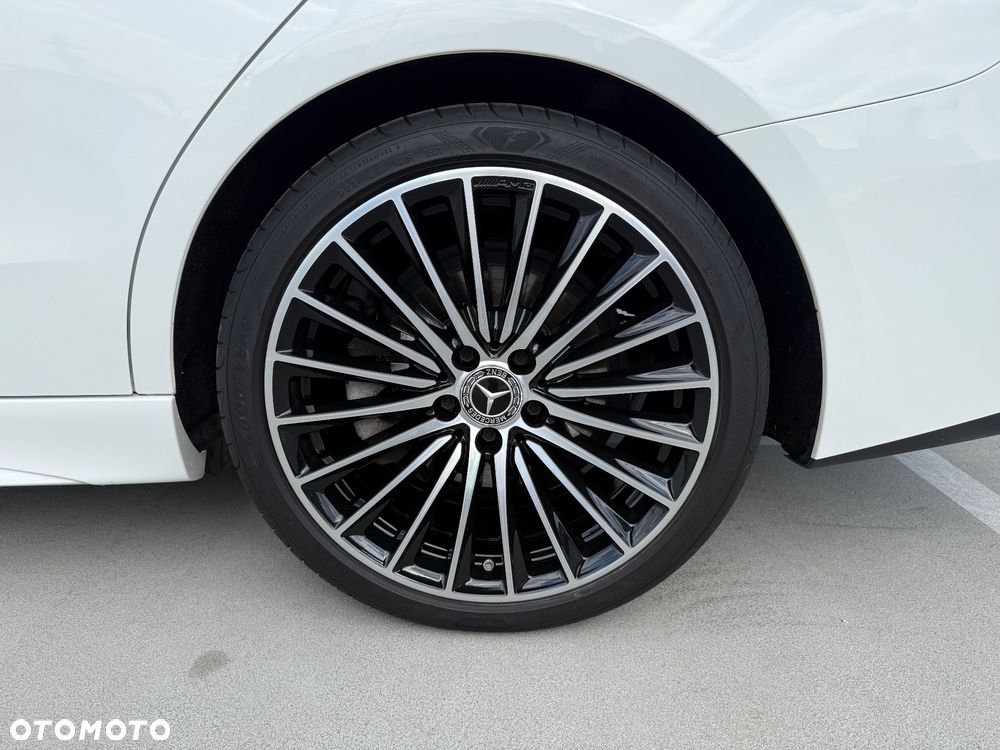 Mercedes-Benz Klasa C 220 d mHEV AMG - 13