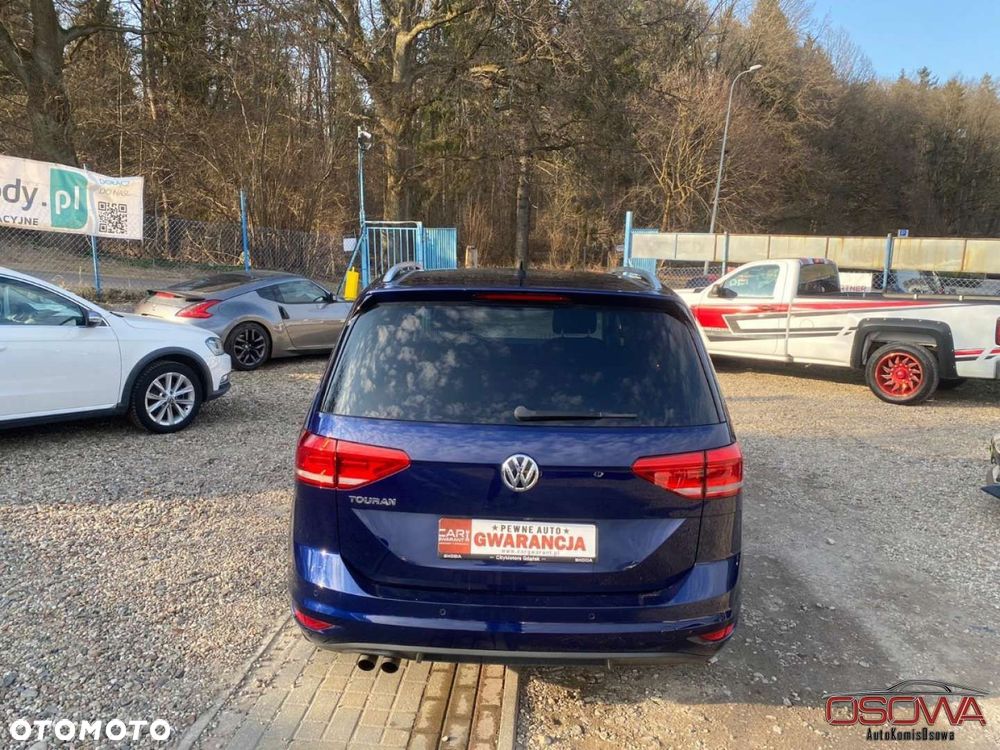 Volkswagen Touran - 7