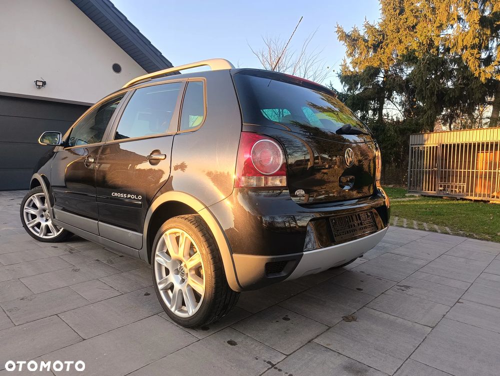 Volkswagen Polo Cross - 7