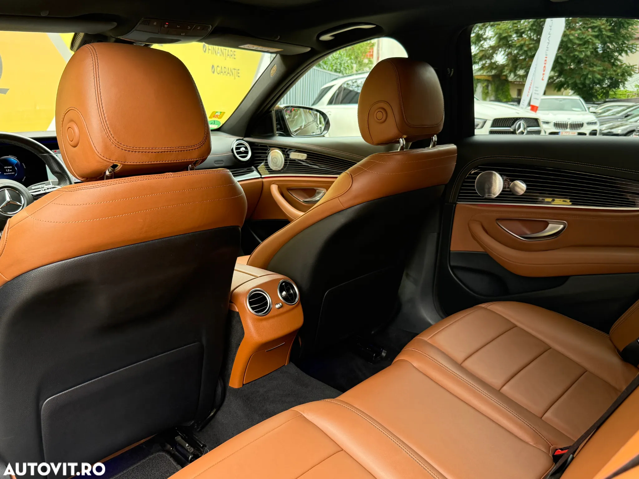 Mercedes-Benz E 300 T 9G-TRONIC AMG Line - 8