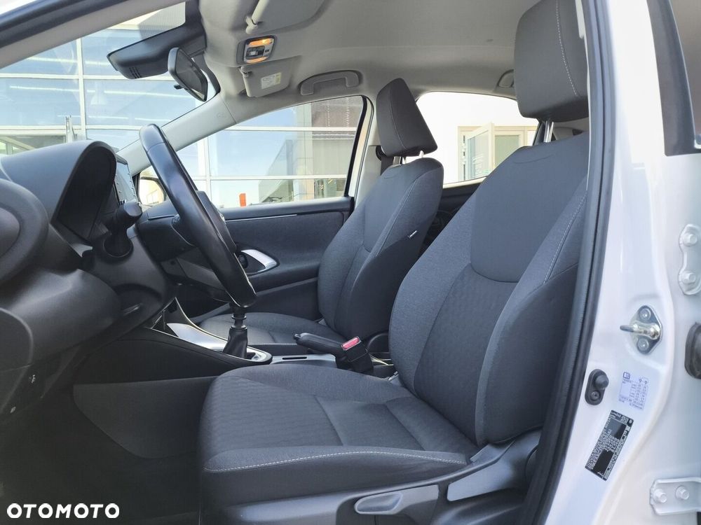 Toyota Yaris - 23