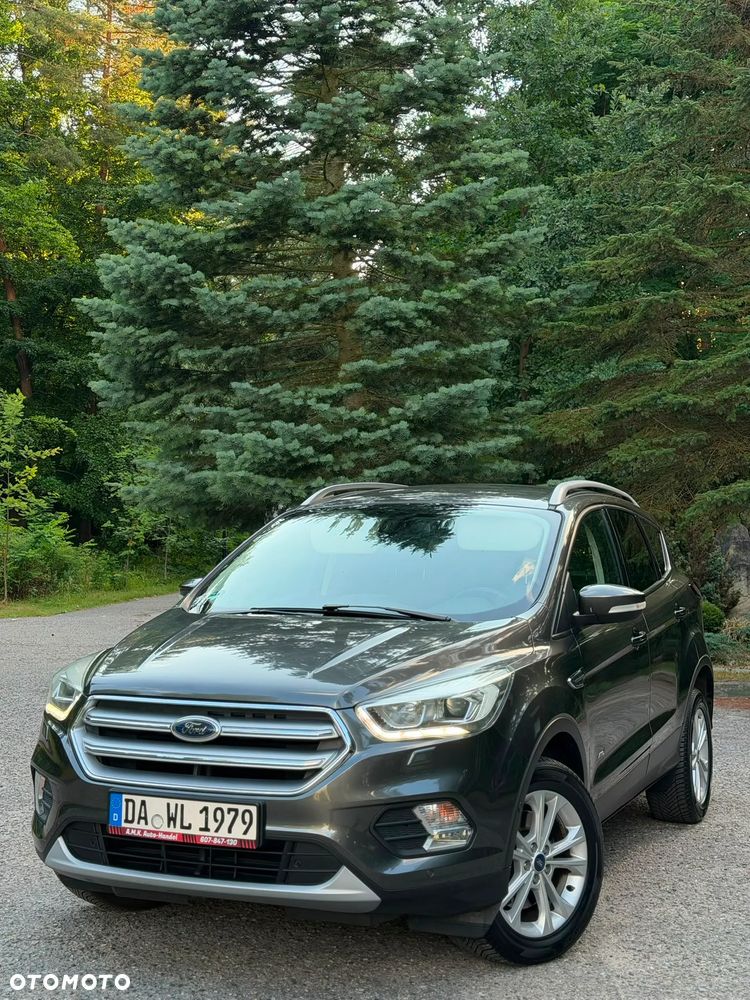 Ford Kuga 2.0 TDCi 4x4 Titanium - 4