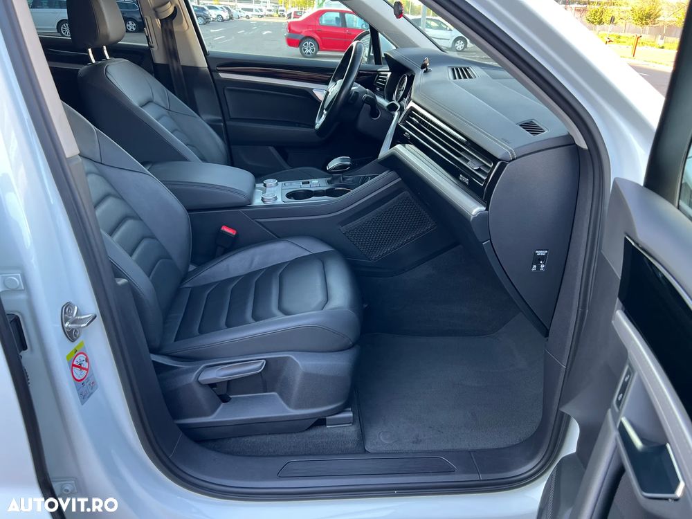 Volkswagen Touareg 3.0 V6 TDI 4Motion DPF Automatik - 7
