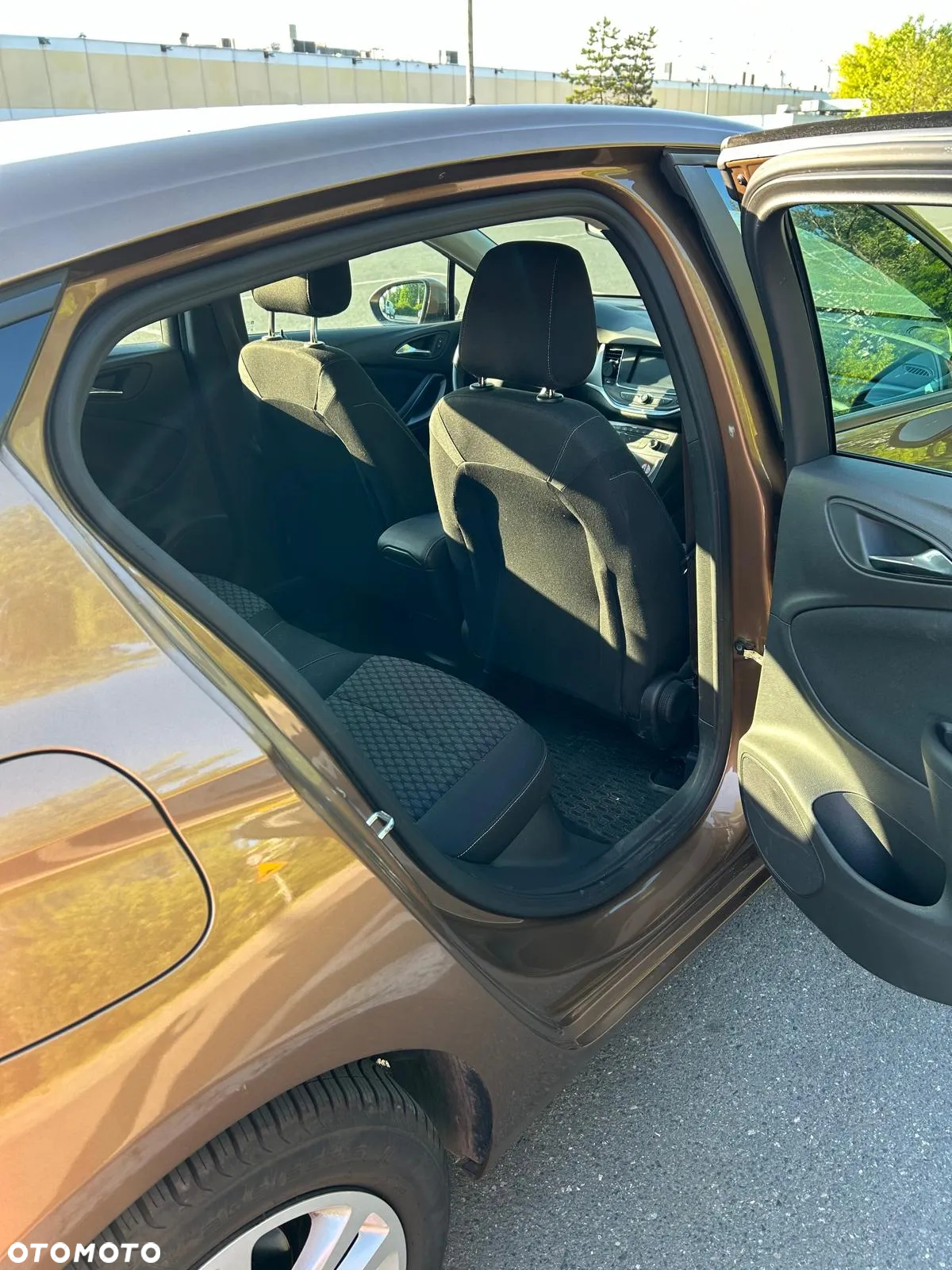 Opel Astra V 1.4 T Enjoy - 10
