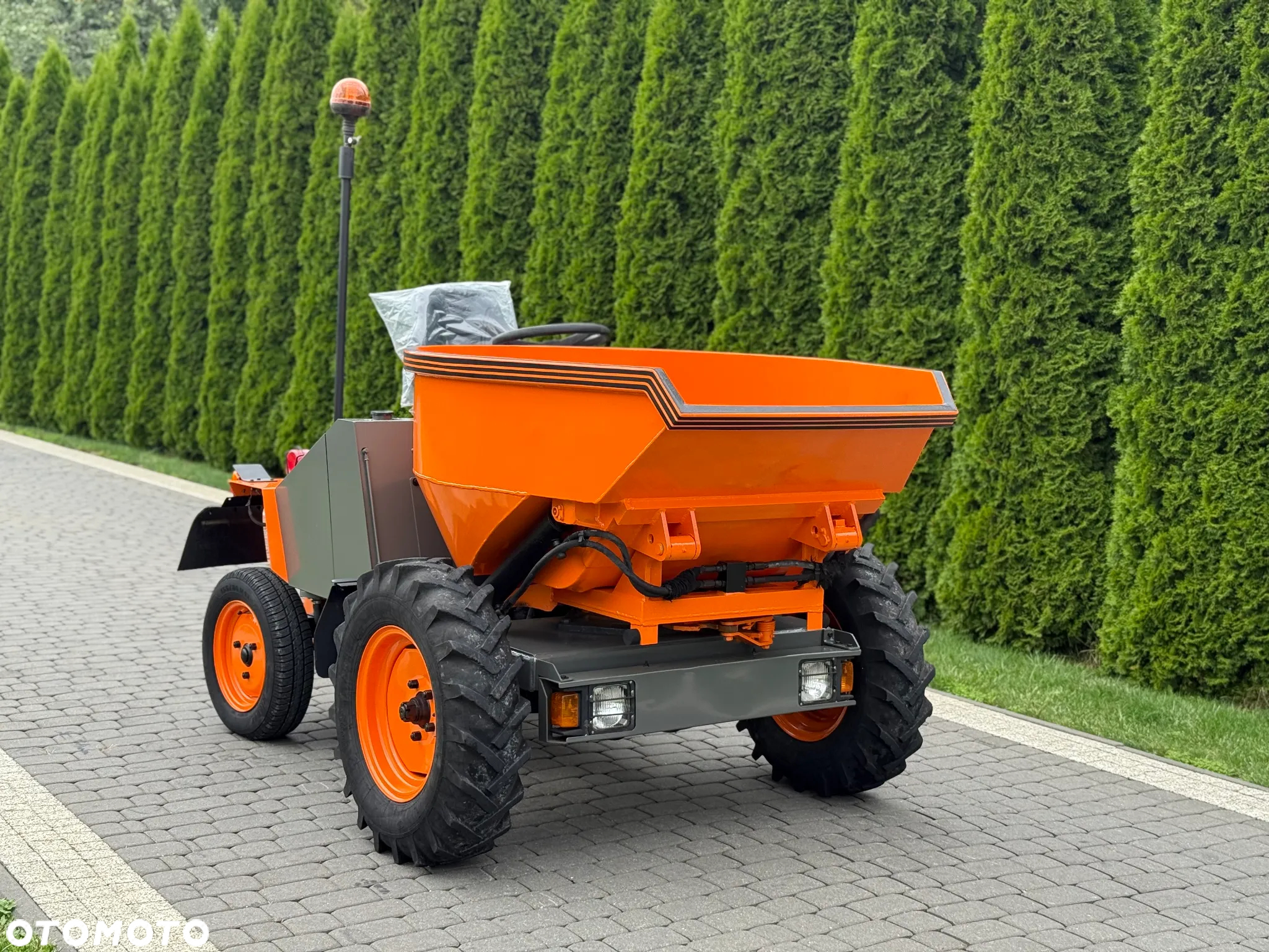 Ausa WOZIDŁO - 2
