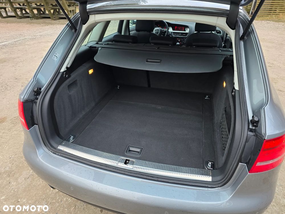 Audi A4 Avant 2.0 TDI - 9