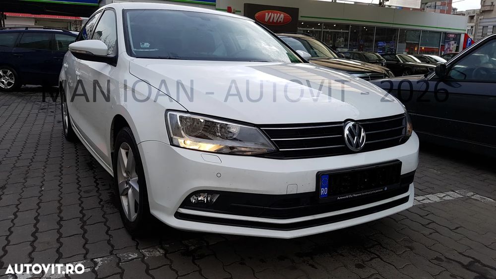 Volkswagen Jetta 1.2 TSI Comfortline - 1