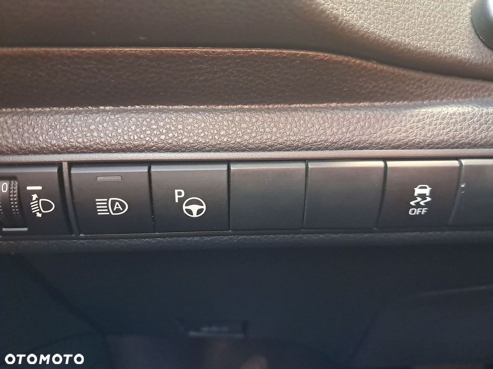 Toyota Corolla 2.0 Hybrid Comfort - 12