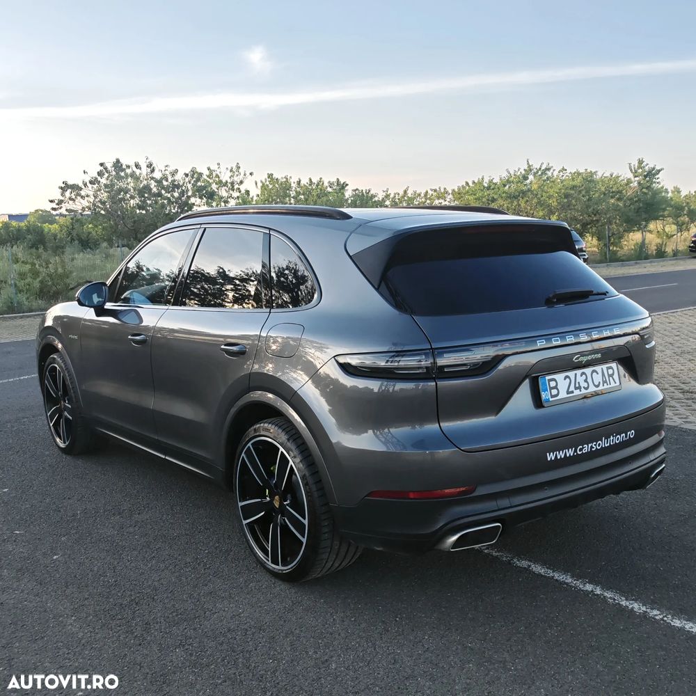 Porsche Cayenne E-Hybrid Tiptronic S - 2