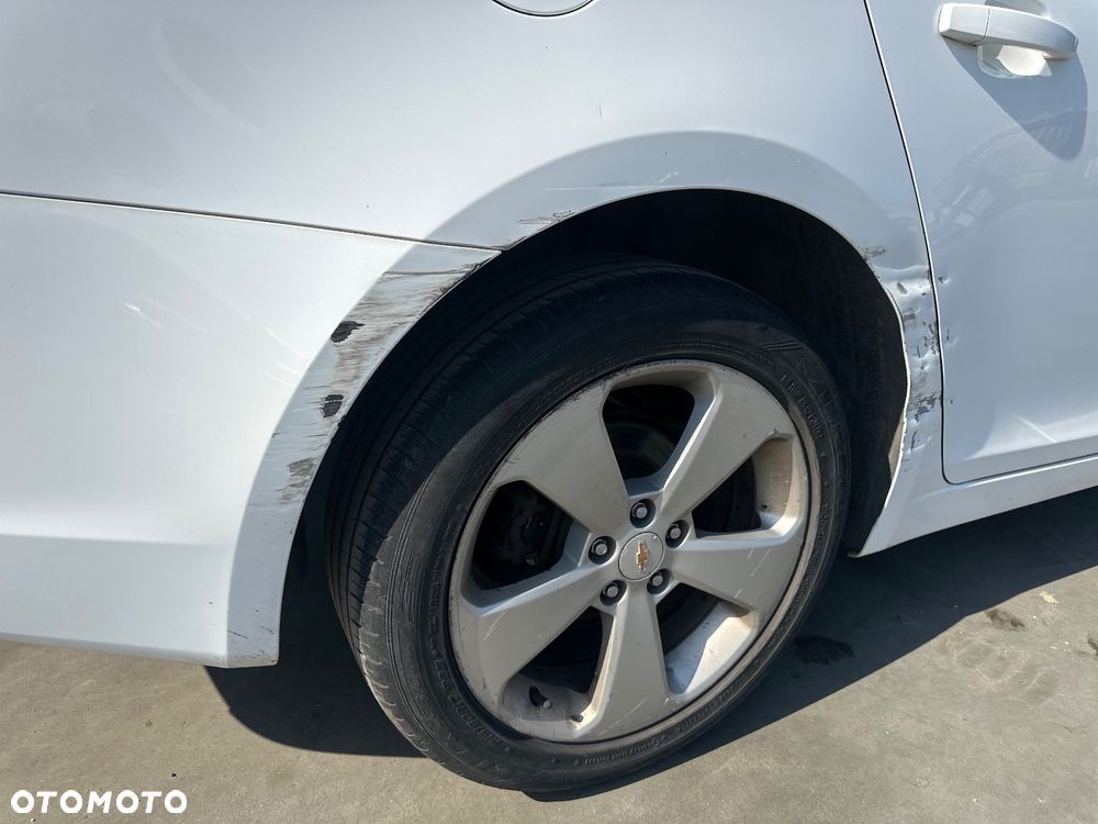 Chevrolet Cruze 1.8 LT - 10