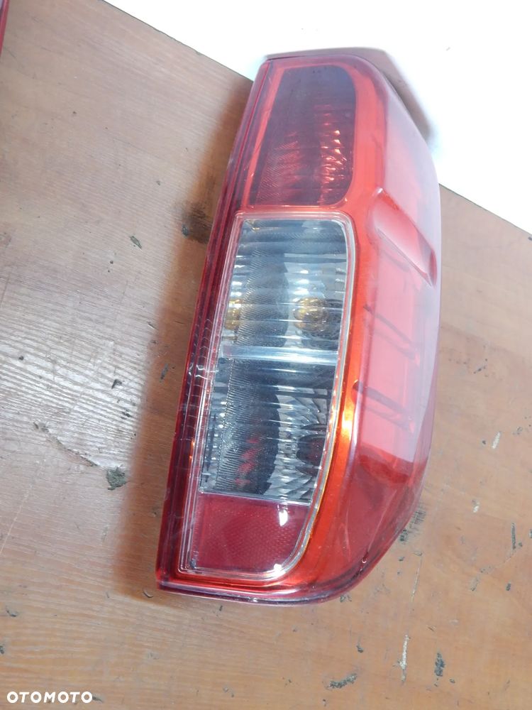 Lampa tył Nissan NAVARA D40 05-14 Łuków części - 4