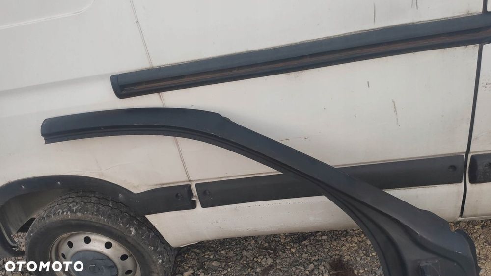 EU POSZYCIE BOK PRAWY PRZÓD ĆWIARTKA BMW E81 E87 - 5