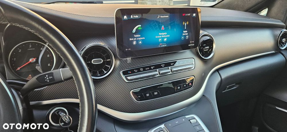 Mercedes-Benz Klasa V 300 d 4-Matic Exclusive 9G-Tronic (d³ugi) - 5