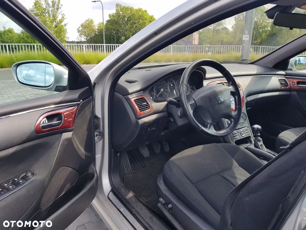 Peugeot 607 - 6