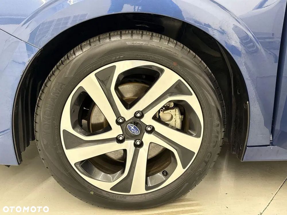 Subaru Legacy - 8