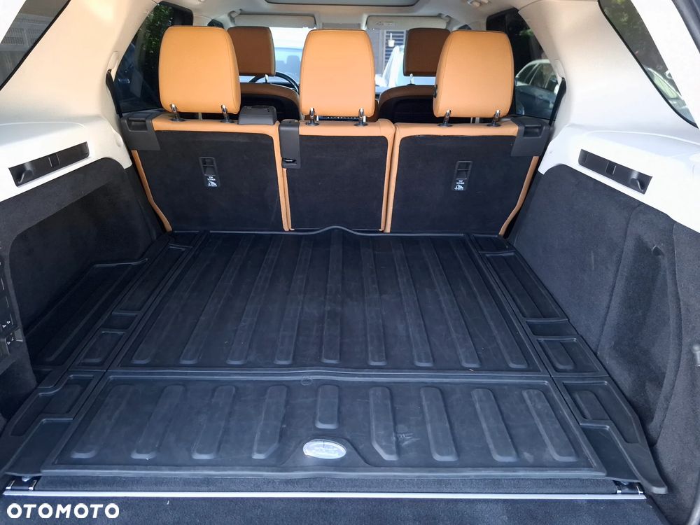 Land Rover Discovery 3.0 TD6 HSE Luxury - 28