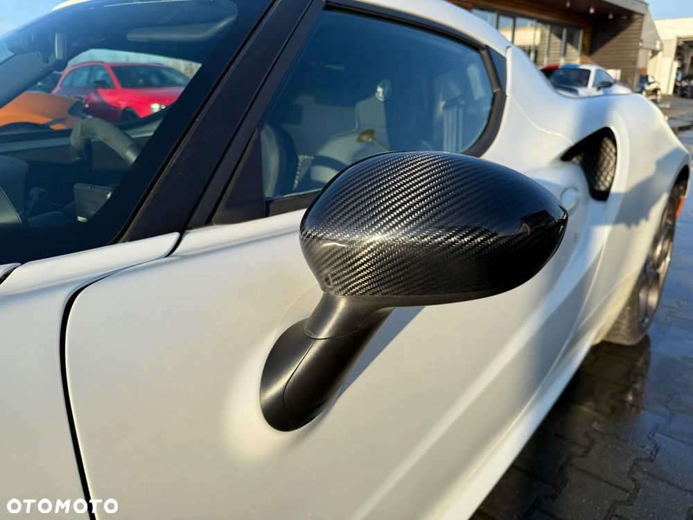 Alfa Romeo 4C 1.8 TBi - 24