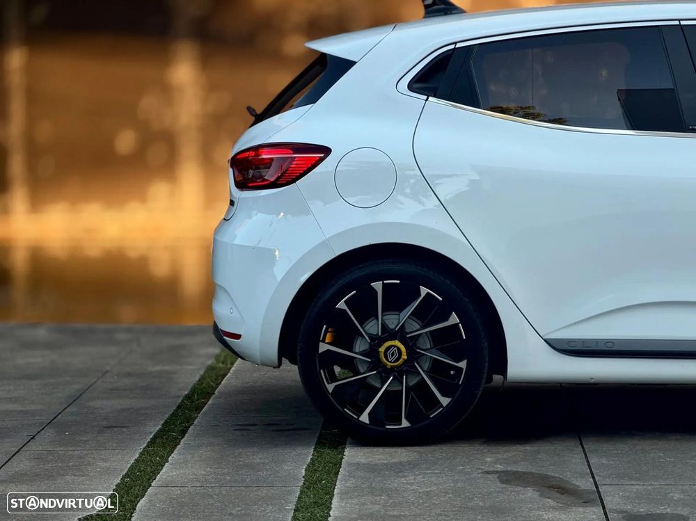 Renault Clio - 33