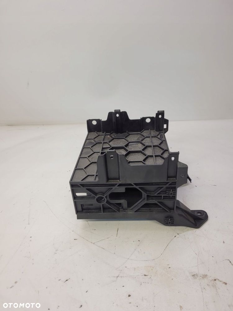 UCHWYT MOCOWANIE STEROWNIKA AUDI A5 A4 8T0907368A - 3