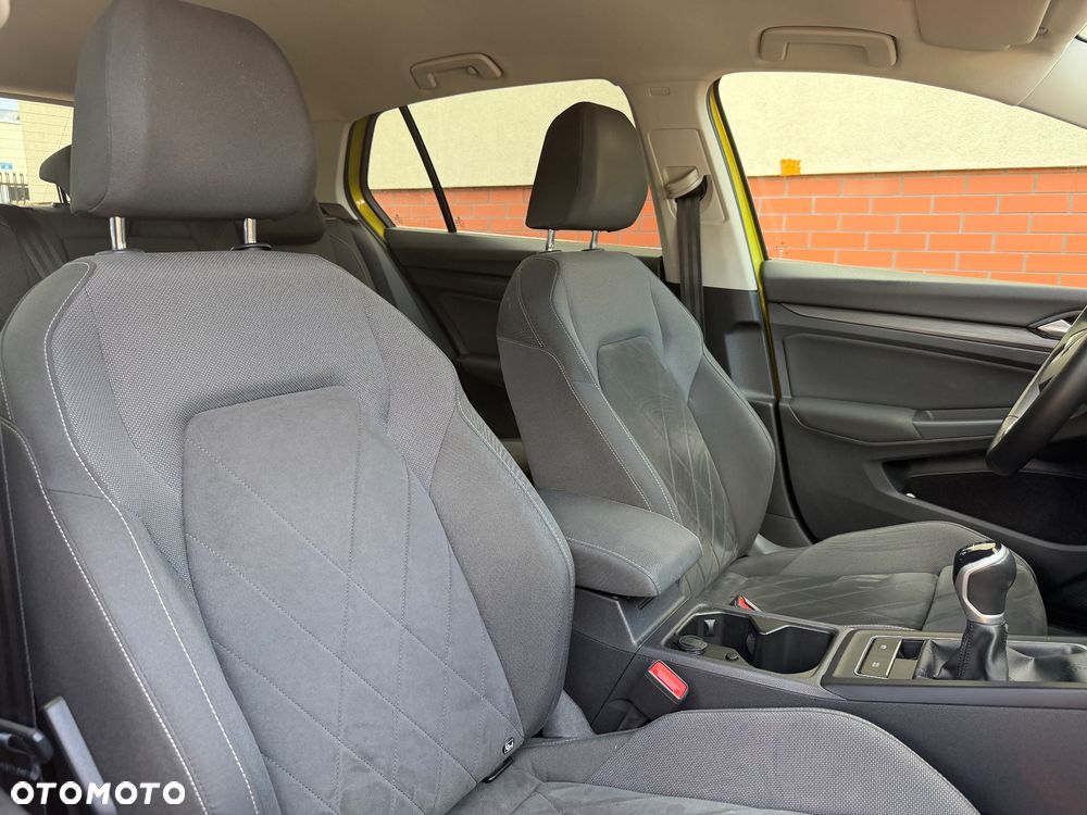 Volkswagen Golf 1.5 TSI EVO Style - 29