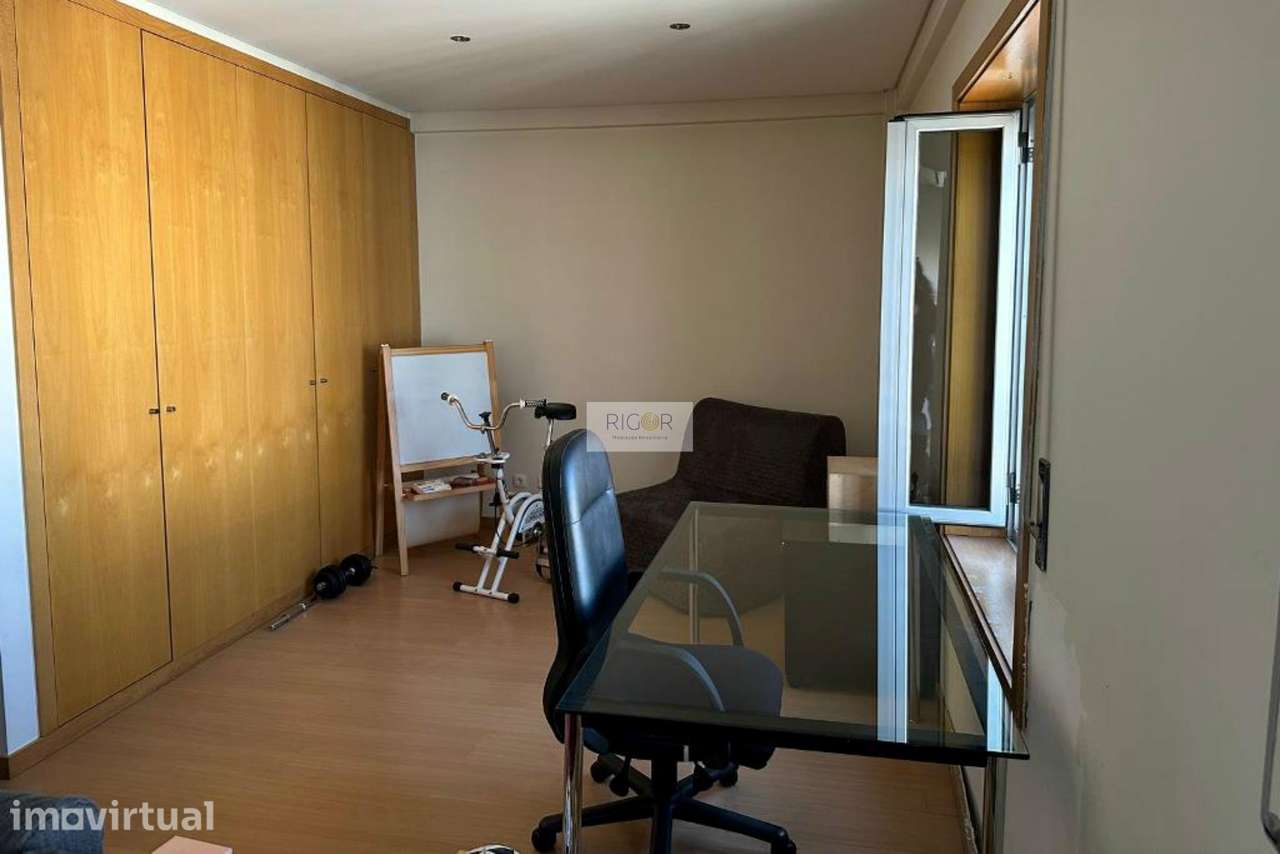 Apartamento T3 no último piso com 2 frentes de orientação na Cidade da - Grande imagem: 4/21