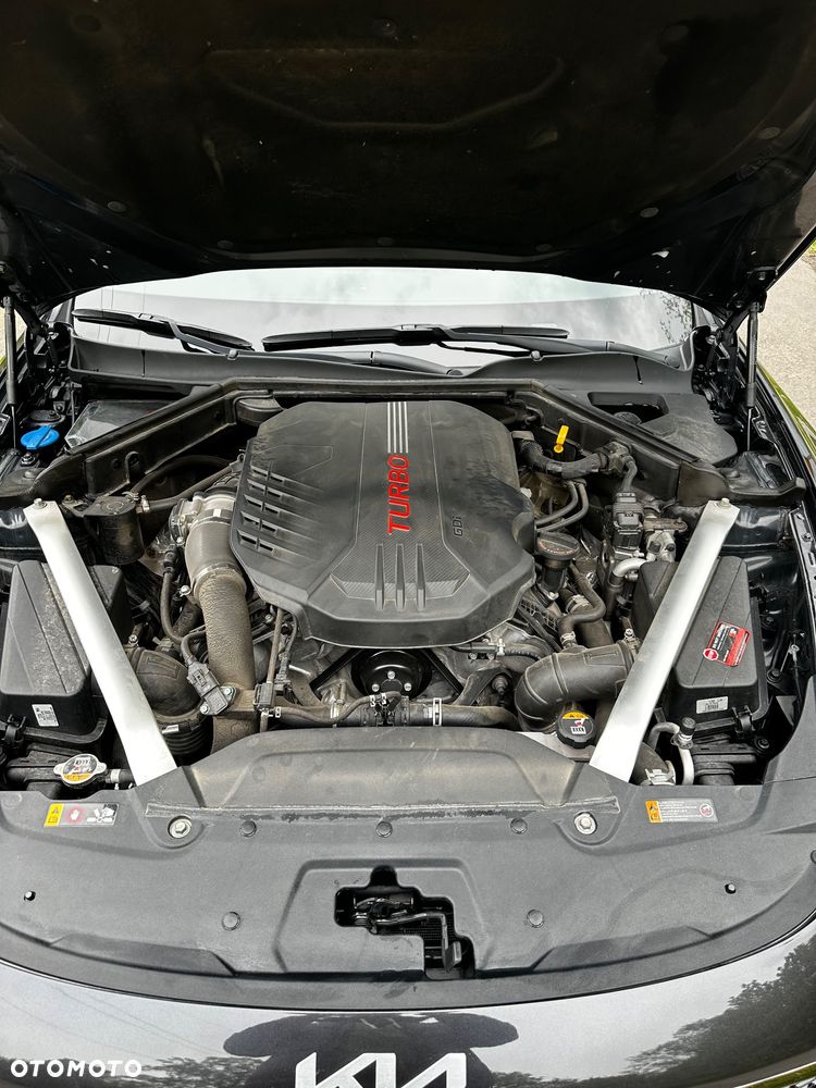 Kia Stinger - 13