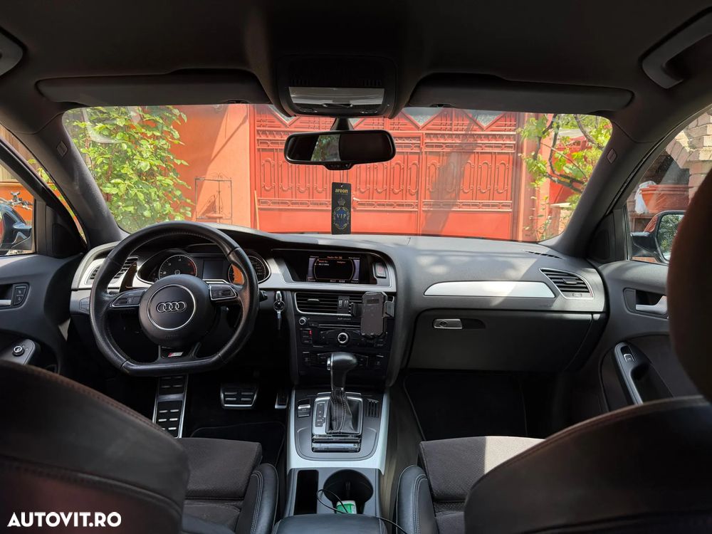 Audi A4 - 8