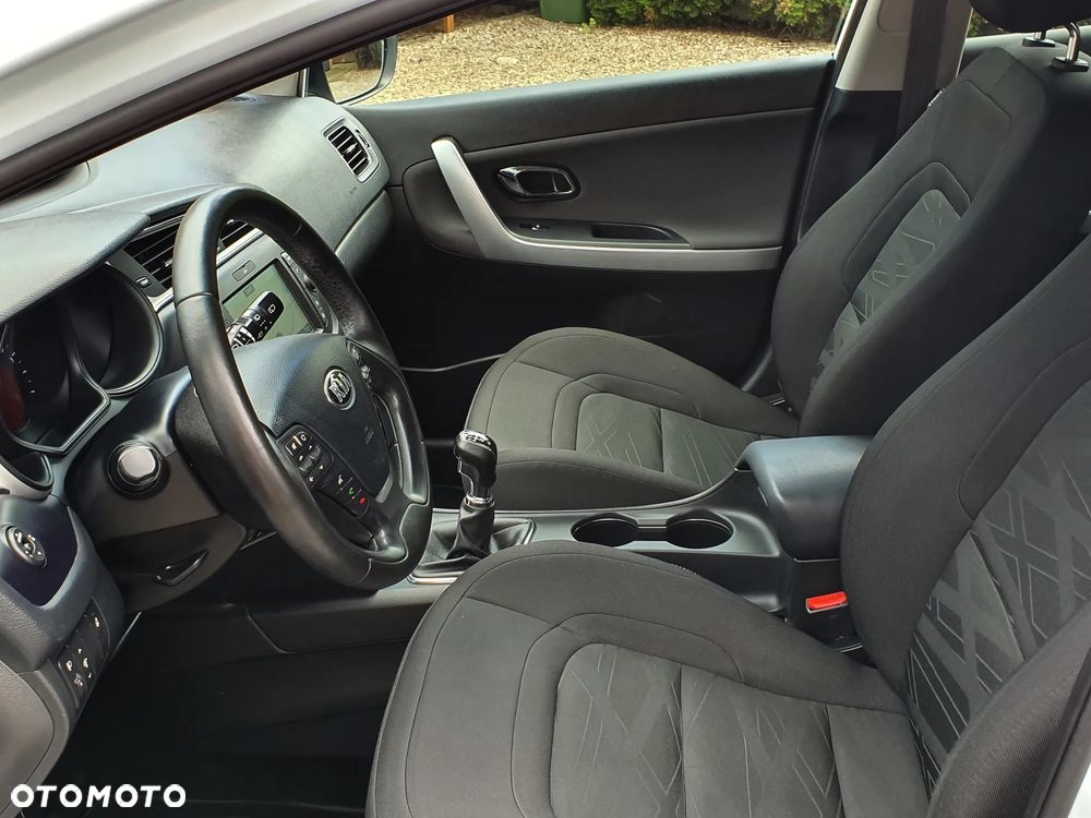 Kia Ceed 1.6 CRDi L - 19