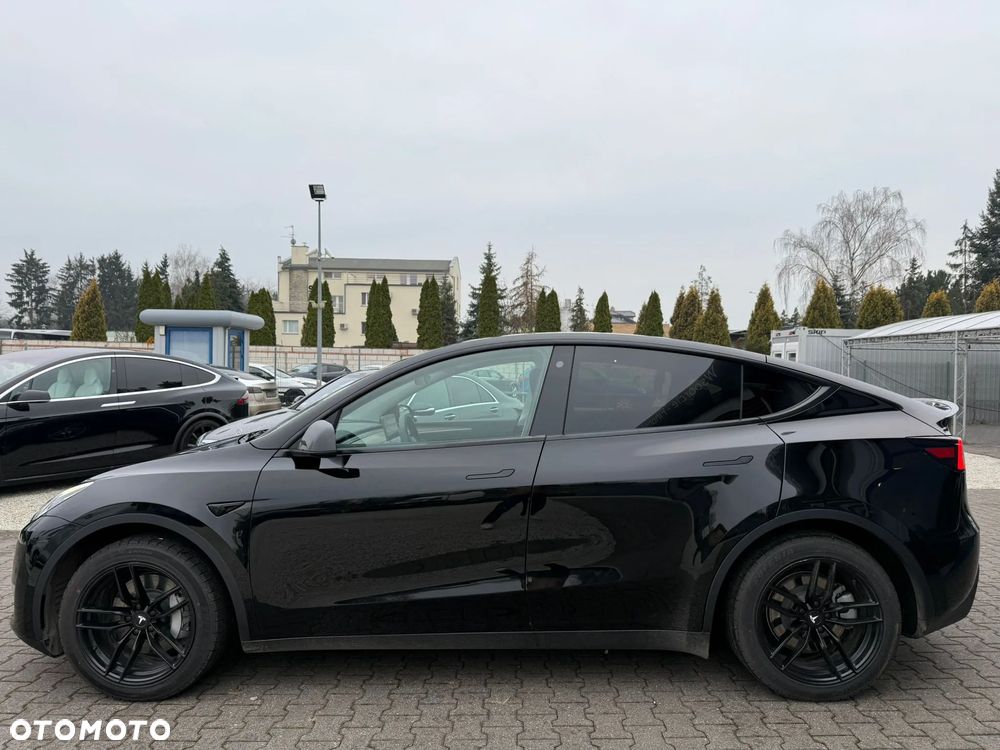 Tesla Y Long Range Dual Motor AWD - 6