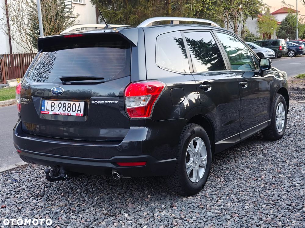 Subaru Forester 2.0i Comfort Lineartronic - 24