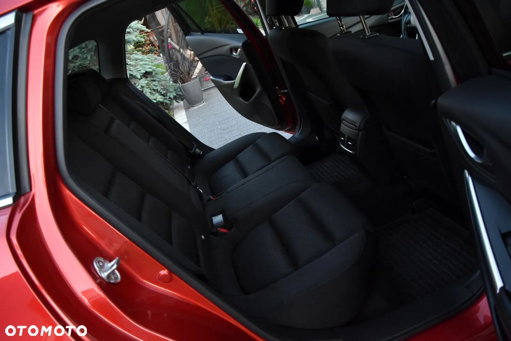 Mazda 6 - 12