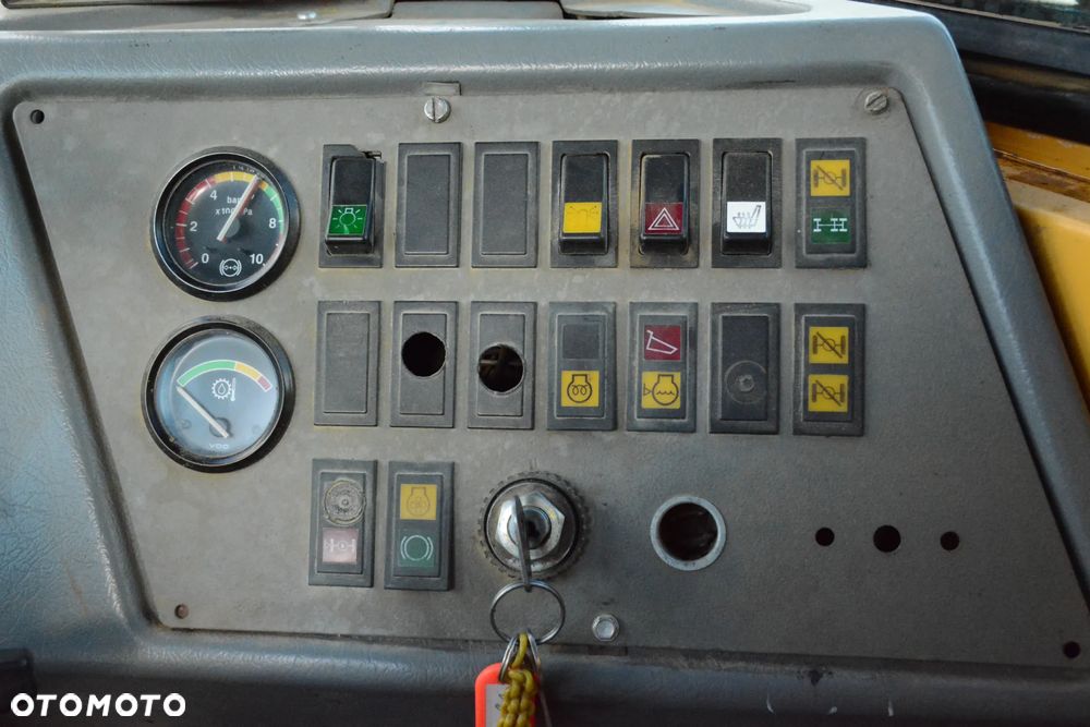 Volvo A40 / 1996r / 13283h / Klimatyzacja / Opony 95% / Bardzo dobry stan - 26