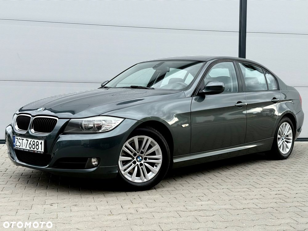 BMW Seria 3 320i Edition Sport - 3