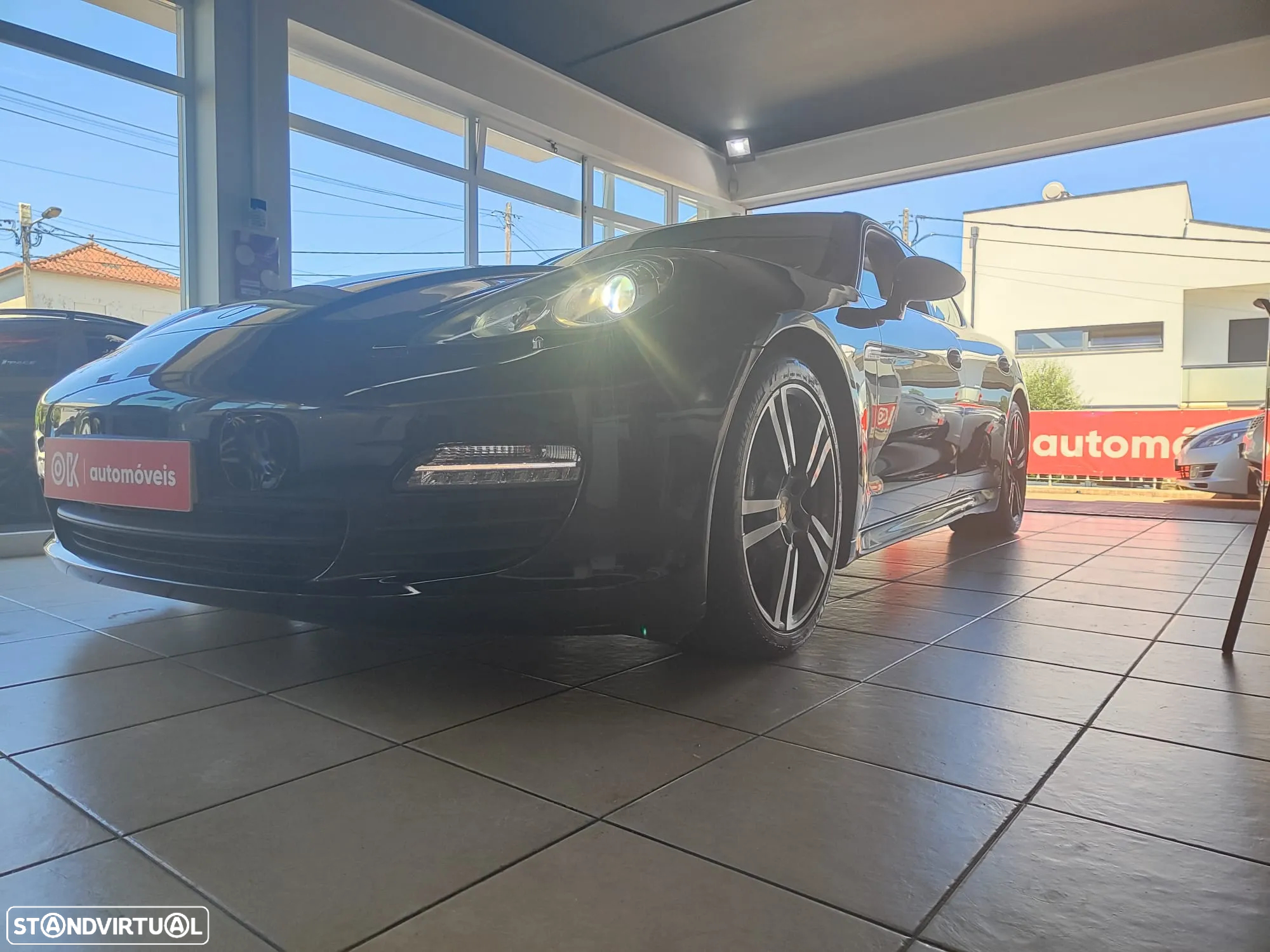 Porsche Panamera Platinum Edition - 6