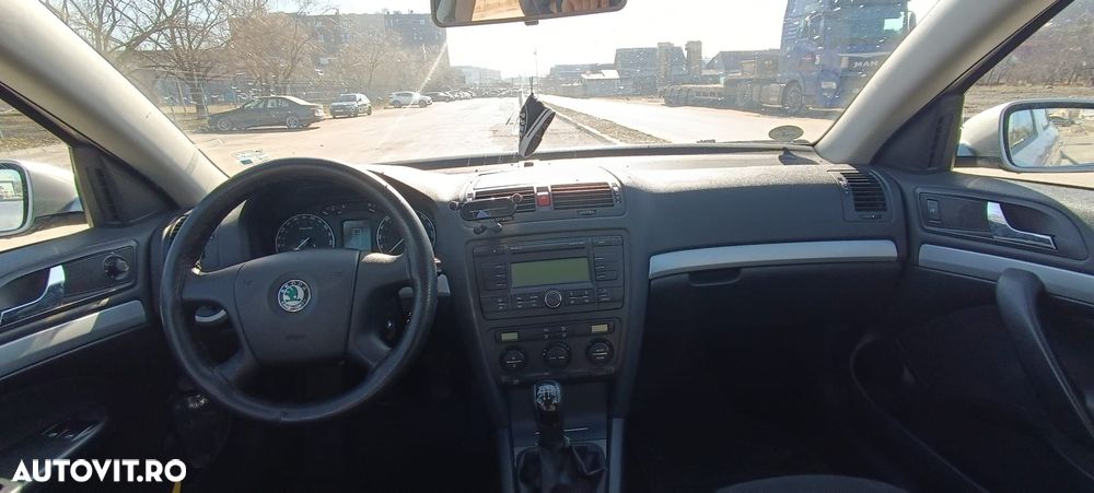 Skoda Octavia - 10
