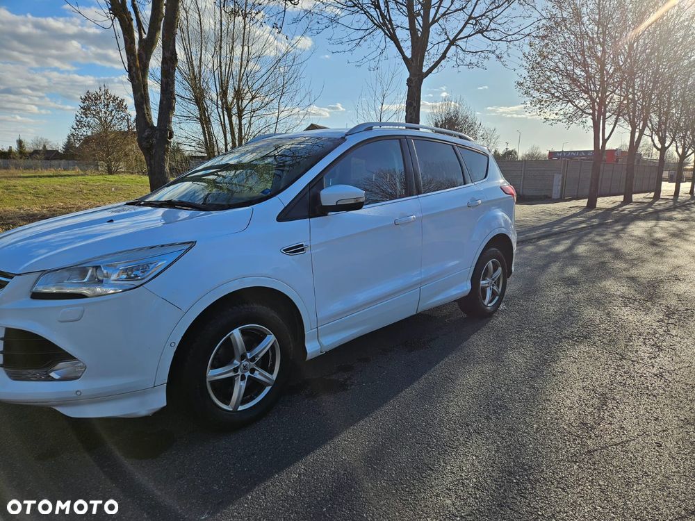Ford Kuga - 4