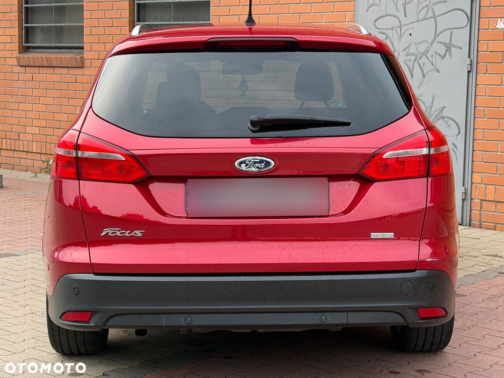 Ford Focus 1.0 EcoBoost Titanium - 27