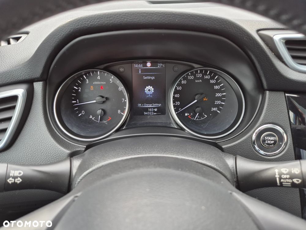 Nissan Qashqai 1.2 DIG-T N-Connecta - 24