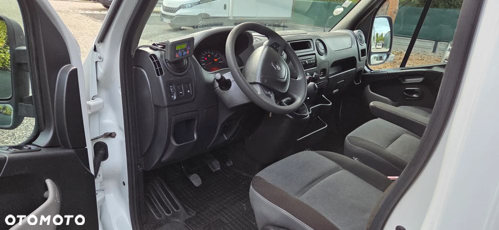 Renault Master - 13