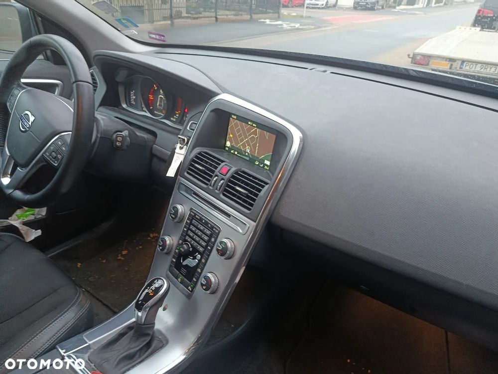 Volvo XC 60 D3 Geartronic Momentum - 7