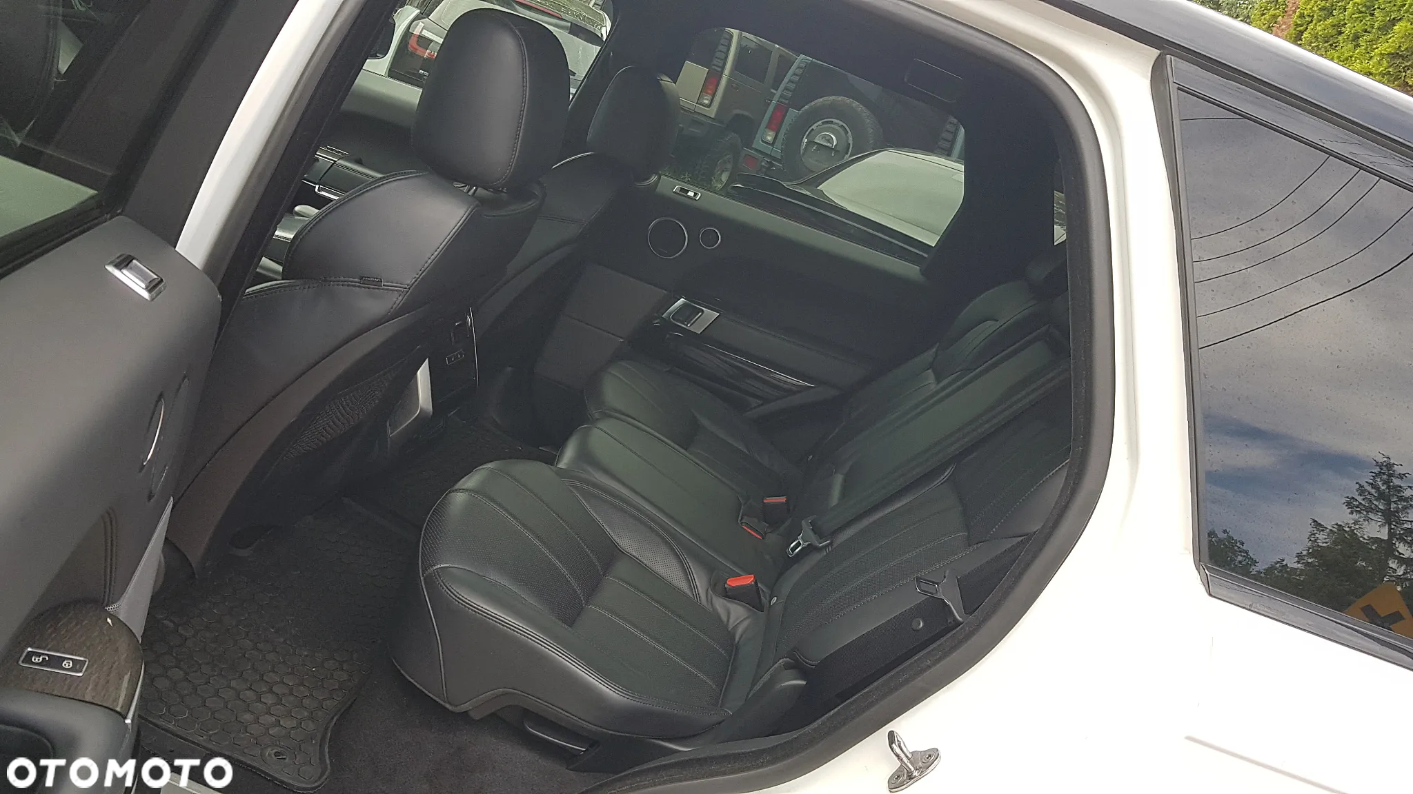 Land Rover Range Rover Sport - 14