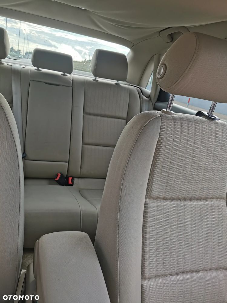 Audi A4 Limousine - 10